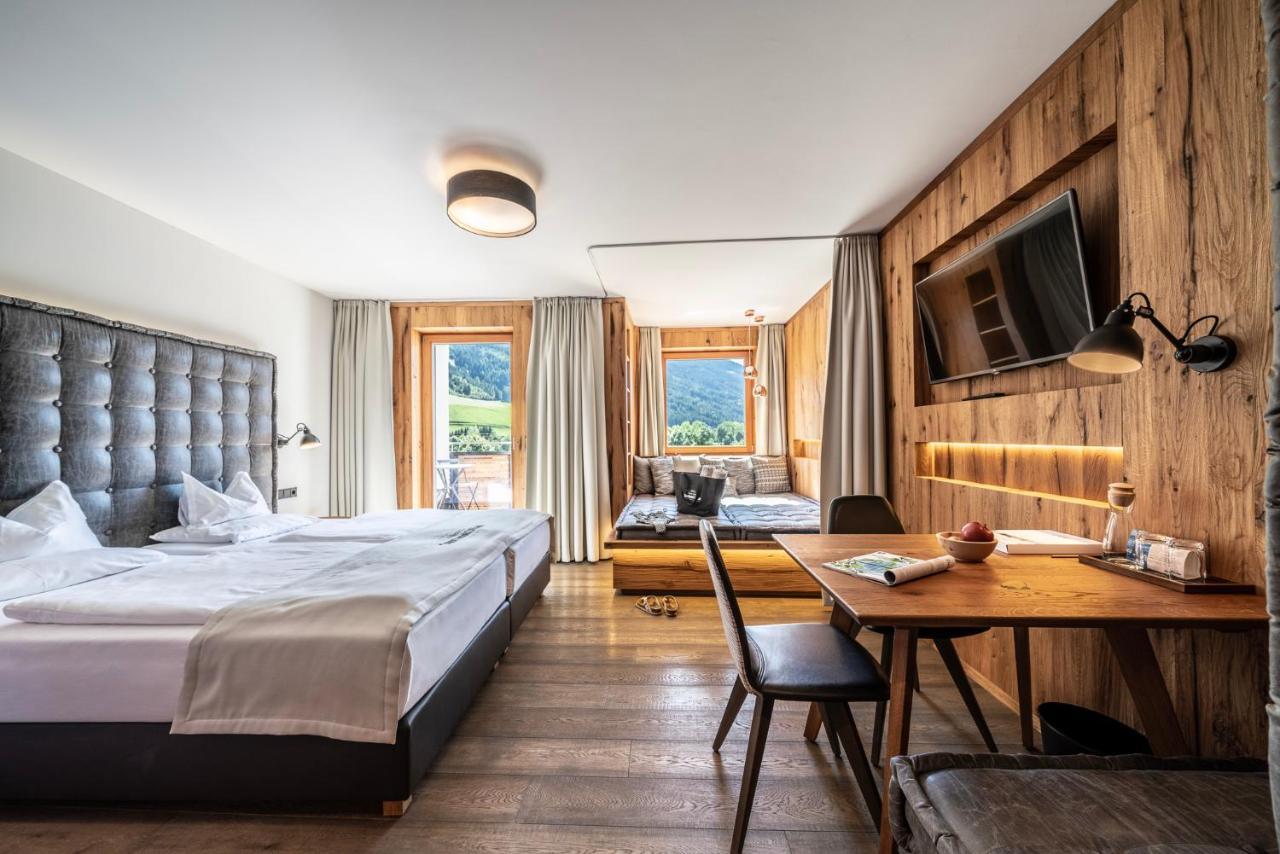 Dolomiten Residenz - Sporthotel ジリアン エクステリア 写真