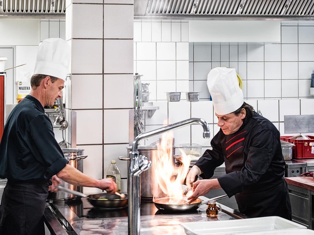 Dolomiten Residenz - Sporthotel ジリアン エクステリア 写真